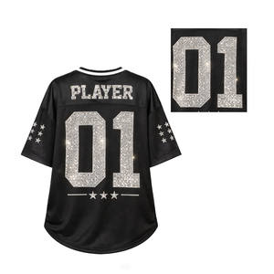 Camiseta Deportiva de Fútbol Americano Personalizada con Pedrería para Mujer, Estilo Oversize, Malla Transpirable, Ropa Urbana, OEM, Marca Privada, Venta al Por Mayor - Product Image 3