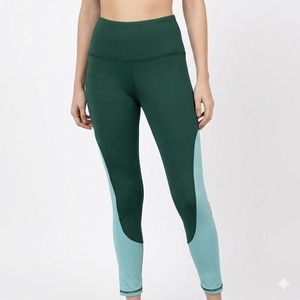 Hot Sale Women's Casual Mid Waist Fitness Leggings Breathable Seamless Yoga Pants with Lace Fabric Knee-Length Leggings - Product Image 1