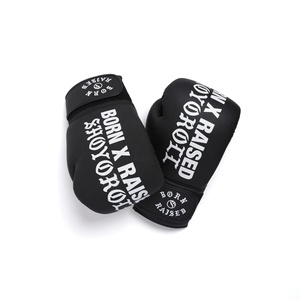 Guantes de Boxeo Shoyorol Profesionales de Última Tendencia, Negros, Born X Raised x Shoyorol, Guantes de Sparring de Cuero Genuino - Product Image 4