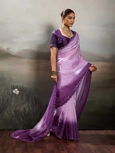 Sari Auténtico de Fabricación India para Ocasiones Especiales o Celebraciones y Reuniones, Disponible a Precio de Exportación - Product Image 1