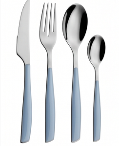 Ensemble de couverts modernes avec manches bleues, couteau, fourchette et cuillère en acier inoxydable, compatibles lave-vaisselle, pour mariage et table. - Product Image 1