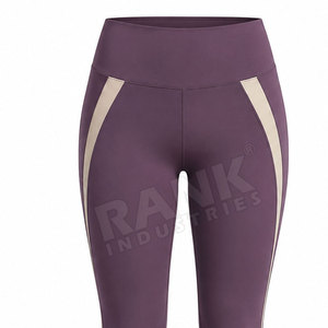 Ensembles de yoga respirants 3 pièces pour femmes, légers et extensibles, vêtements de fitness, marque privée, faible MOQ, fabriqués au Pakistan - Product Image 3