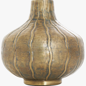 Jarrón de Lujo para Decoración del Hogar con Diseño de Serpiente, Superficie de Latón Inspirada en el Diseño de una Serpiente, Centro de Mesa para Sala de Estar con un Diseño Escultural Ondulado y Acanalado - Product Image 6