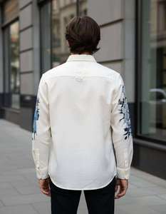 เสื้อเชิ้ตผู้ชายผ้าลินินพรีเมียมพิมพ์ลายดอกไม้ แขนยาว ทรงปกติ ปกเสื้อแบบสเปรด ติดกระดุม ดีไซน์เนอร์แบรนด์ DC - Product Image 6