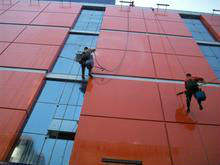 <span class=keywords><strong>แผ่น</strong></span>ผนังอะลูมิเนียมคอม<span class=keywords><strong>โพ</strong></span><span class=keywords><strong>สิ</strong></span>ตพรีเมี่ยม<span class=keywords><strong>แผ่น</strong></span> ACP <span class=keywords><strong>ท</strong></span>ี่<span class=keywords><strong>ท</strong></span>นต่อรังสียูวีและ<span class=keywords><strong>ท</strong></span>นไฟเหมาะสำหรับงานหุ้มอาคารสูง - Product Image 2