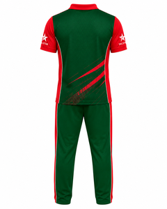 Conjunto de Uniforme de Cricket Sublimado Personalizado, Unisex, de Secado Rápido, Transpirable, Ligero, Antibacteriano, Estilo Verde y Rojo en Contraste - Product Image 4