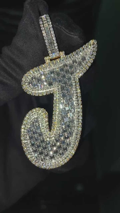 จี้ตัวอักษร J ประดับเพชรโมอิสซาไนต์สุดหรู ทรงบาแกตต์และทรงกลม สไตล์ฮิปฮอป ประดับเพชรเต็มตัว สร้อยคอแบบโดดเด่น - Product Image 6