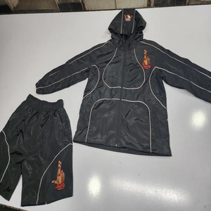 Custom Streetwear Nylon Windbreaker Short Set OEM Supplier Men's Lightweight Windproof Nylon Jacket and Shorts Set - Product Image 1
