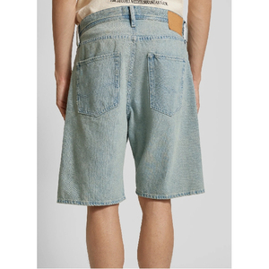 กางเกงยีนส์ขาสั้นผู้ชายสไตล์ลำลองปักลายแบบดิสเทรส คุณภาพสูง ซักแล้วทรงหลวม ระบายอากาศได้ดี เป็นมิตรกับสิ่งแวดล้อม บริการ OEM ปี 2026 - Product Image 3