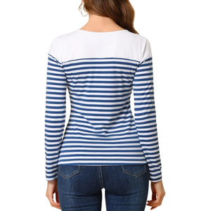 Camiseta de Mujer Personalizada con Rayas, de Algodón y Elastano, Tejido de Punto Suave, Corte Regular, Blanca y Azul a Rayas - Product Image 5