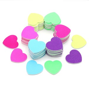 Lime à ongles jetable OME en forme de cœur, mini, à usage unique, grain 180, durable pour le soin des ongles - Product Image 1