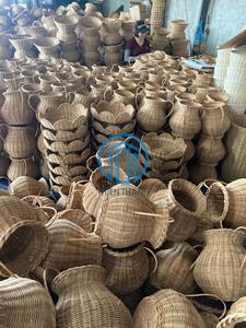 เวียดนามขายส่งมือทอหวายธรรมชาติตกแต่งแจกันดอกไม้รอบสำหรับตกแต่ง - Product Image 6