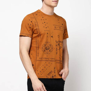 เสื้อยืดคอกลมแขนสั้นสีส้มสำหรับผู้ชายลายการ์ตูนทรงปกติสไตล์ลำลองผ้าเจอร์ซีย์ผ้าฝ้ายระบายอากาศได้ดี - Product Image 3