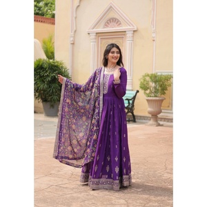 Fatema Fashion's Latest Designer Anarkali Gown Chinon Seda Bordado Secuencia Trabajo Estilo indio Ropa de fiesta Salwar Kameez - Product Image 1