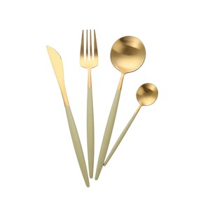 Ensemble de couverts en acier inoxydable plaqué or avec manche rose luxueux, élégant et moderne, pour la maison et la restauration. - Product Image 3