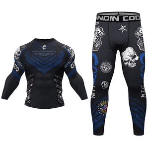 Conjunto de Entrenamiento MMA Antibacterial Personalizado para Hombre, en Spandex/Poliéster, con Camiseta de Protección y Pantalones Cortos para Grappling y Lucha MMA - Product Image 2