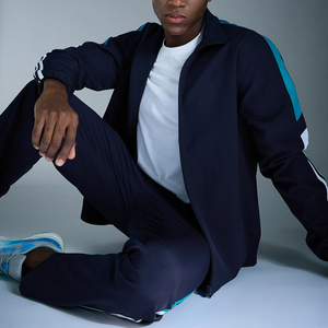 ชุดวอร์มไนลอนน้ำหนักเบาสำหรับผู้ชาย ออกแบบเองได้ ชุดกีฬาลำลอง ชุดวิ่งออกกำลังกายกลางแจ้งสำหรับผู้ชาย - Product Image 6