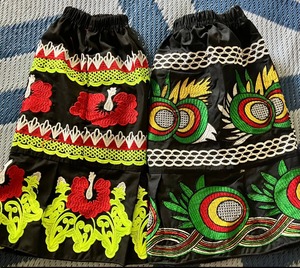 Jupes pour femmes polynésiennes en polyester respirant, écologiques, traditionnelles, toutes saisons, décontractées, couleur et logo personnalisés, longueur genou - Product Image 3