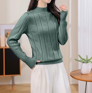 เสื้อสเวตเตอร์ไหมพรมคอเต่าสีเขียวสำหรับผู้หญิง แขนยาว สีพื้น สไตล์ลำลอง ผ้าวูล/แคชเมียร์ เสื้อกันหนาว แต่งกระดุมลายดอกไม้ - Product Image 4