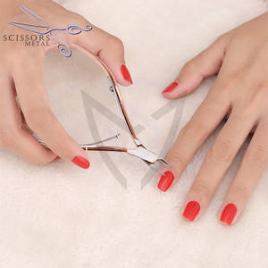 Nouvelles pinces à cuticules professionnelles Nghia de haute qualité en acier inoxydable C-01, outils de manucure pour doigts et orteils avec une large ouverture de mâchoire - Product Image 3