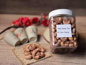Popular Choice Roasted Cashew <b>Nuts</b> OEM Available Premium Buttery & Salty 500g Square Jar Packaging Vietnam Factory Supply - Product Image 1