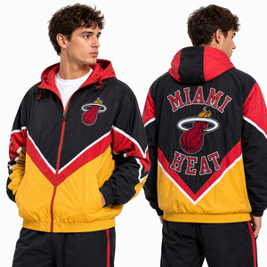 Chaqueta Cortavientos Reversible con Rayas en Chevron, Capucha con Cordón Ajustable, Bolsillos Laterales, Tejido Transpirable, Estilo Deportivo Informal - Product Image 5