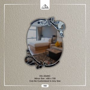 Espejo Decorativo de Pared Ovalado con un Diseño Artístico Único y Detalles de Vidrio Biselado, Decoración Artística - Product Image 3