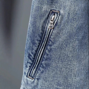 Gilet en jean patchwork pour homme, design personnalisé, vêtement d'extérieur décontracté sans manches, tendance streetwear, veste sans manches pour homme - Product Image 3