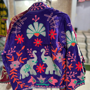 Chaqueta de algodón Suzani hecha a mano en India, chaqueta corta bordada a mano, abrigo unisex, chaqueta corta Suzani hecha a mano - Product Image 5