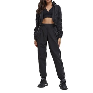 Chaqueta Deportiva Cortavientos para Mujer, Personalizada OEM, Cintura Elástica, Tejida, 100% Poliéster, para Otoño - Product Image 1