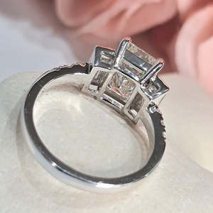 Elegante anillo de diamantes de oro de 14k cultivados en laboratorio, anillo de diamantes de oro para boda, certificado IGI, color D E F, claridad VVS VS, oro rosa, oro blanco - Product Image 3