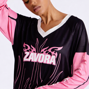 เสื้อเจอร์ซีย์อเมริกันฟุตบอลสีชมพูตาข่ายโอเวอร์ไซส์สำหรับผู้หญิง แขนยาว ลายกราฟิก สตรีทแวร์  รับสั่งทำตามแบบ  แฟชั่น OEM - Product Image 6