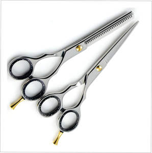 กรรไกรตัดผมมืออาชีพ ญี่ปุ่น 440C สแตนเลสสตีล 6.0 นิ้ว กรรไกรตัดผมคุณภาพดีที่สุดสำหรับช่างตัดผม - Product Image 2