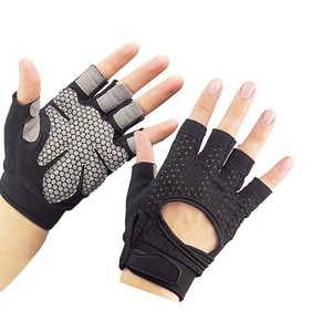 Wholesale Custom Fitness Weight Lifting Gloves With Wrist Strap Anti Slip Grip Bodybuilding Gym Training Gloves For Men - Product Image 1