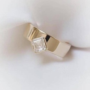 Precioso anillo de banda ancha con diamante de corte Asscher de 1.01 quilates cultivado en laboratorio para unisex, oro macizo de 14 quilates, regalo sorpresa para boda, joyería. - Product Image 5
