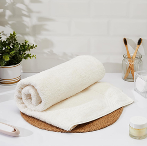 Serviettes de bain d'hôpital en coton de haute qualité 400 GSM, épaisses, douces, légères, séchage rapide, tissu pour soins intensifs, fourniture OEM pour hôpitaux - Product Image 1