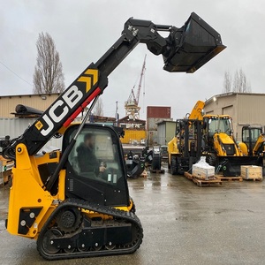 Chargeuse compacte sur chenilles JCB 250T, moteur diesel, débit élevé, 2 vitesses, godet inclus - Product Image 3