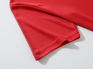 Ensemble de maillots de football en polyester rouge avec short noir, tenue de football pour adultes, équipement sportif personnalisé OEM - Product Image 2