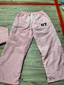 2026 Vente en gros de survêtements personnalisés à fermeture éclair pour hommes, ensemble coupe-vent en nylon, ensemble de survêtements pour hommes, fabricant de survêtements, service OEM - Product Image 3