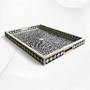 Plateau de service rectangulaire classique en bois et résine poli, fait main, durable, pour mariage - Product Image 6