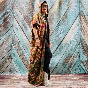 Nouveau produit 2024 : Kimono tie-dye fait main pour femme, style bohème, coupe classique, idéal pour la plage et les vacances d'été, avec 1 bandeau - Product Image 4