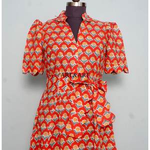 Robe midi pour femme en coton indien imprimé à la main, col en V, manches courtes, coupe trapèze, idéale pour les fêtes, les vacances d'été à la plage - Product Image 4