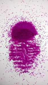 Pierre naturelle colorée rose foncé, grain 1 mm, écologique, non toxique, pour les industries de la peinture, application au sol - Product Image 4
