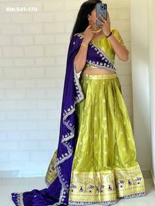 ชุดอินเดียคุณภาพดีเยี่ยม ผ้าไหมชิมเมอร์พร้อมงานปักลายปาธานี ชุดเลเฮนกา เสื้อและผ้าคลุมไหล่ ผู้ส่งออกและจำหน่ายสินค้าอินเดีย - Product Image 4