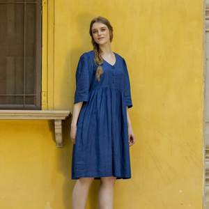 Robe maxi en coton et lin de style bohème pour femmes, col en V, coupe ample, robe midi décontractée d'été avec poches - Product Image 1