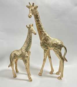 Juego de 2 Figuras de Jirafa de Latón, Escultura de Animales Hecha a Mano, Decoración de Mesa, Estilo Contemporáneo, Decoración para Sala de Estar - Product Image 1