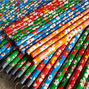 Manche de balai en bois simple et durable de 120 x 2,2 cm avec revêtement PVC floral pour balais et serpillères M.I.T Vietnam - Product Image 6