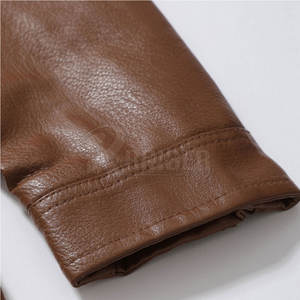 Veste en cuir de qualité supérieure avec une texture lisse et une coupe ajustée pour hommes - Product Image 5