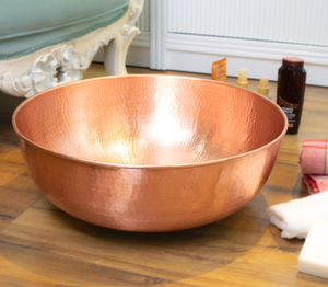 Bassin de pédicure artisanal contemporain en cuivre martelé durable pour salon - Product Image 2