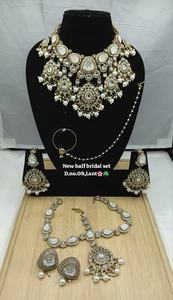 Conjunto nupcial étnico de perlas y Kundan de aleación blanca real, gargantilla chapada en oro pesado, hecho a mano de primera calidad para compromiso, boda y fiesta. - Product Image 2